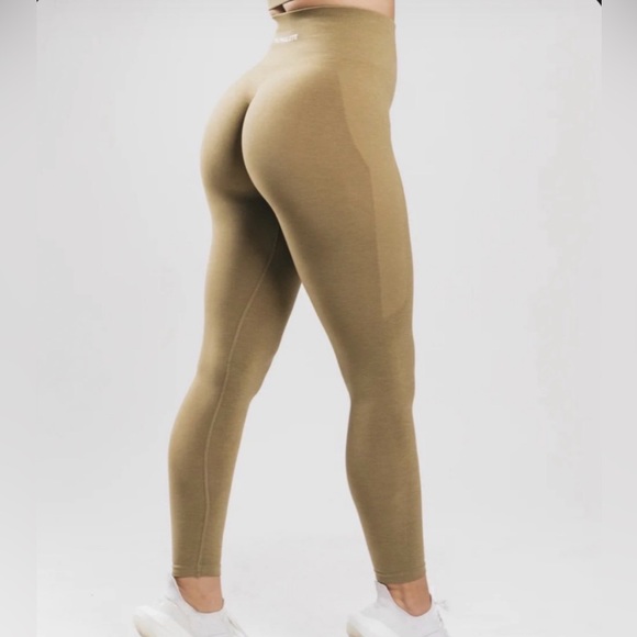Alphalete Amplify Leggings - Picture 2 of 12